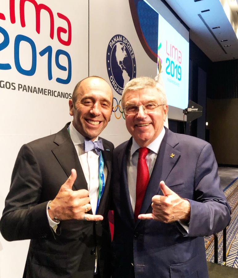 Imagen Aguerre con el alemán Bach, presidente del COI, a quien ha convencido de cada iniciativa que tuvo.