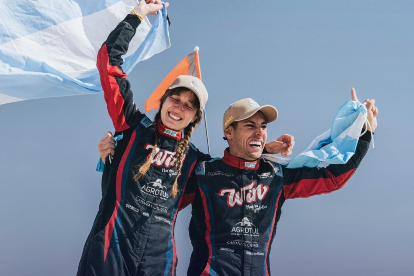 Imagen Pareja campeona: Cavigliasso y Pertegarini ganaron el Dakar 2025.