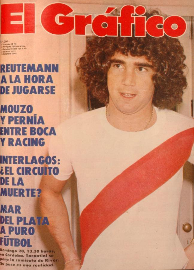 El defensor surgido de las inferiores de Boca, concretaba un ruidoso pase a River luego de un paso por el Birmingham de Inglaterra y Talleres de Córdoba.