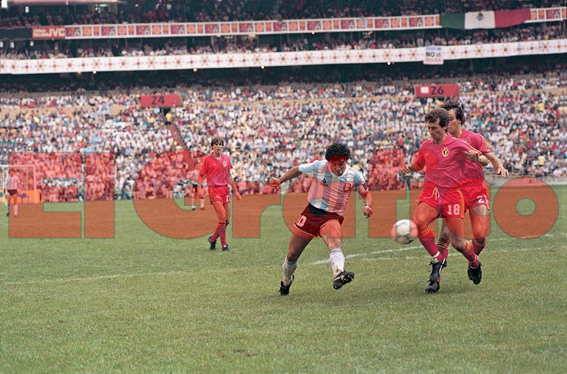 Diego y la zurda, felicidad garantizada.