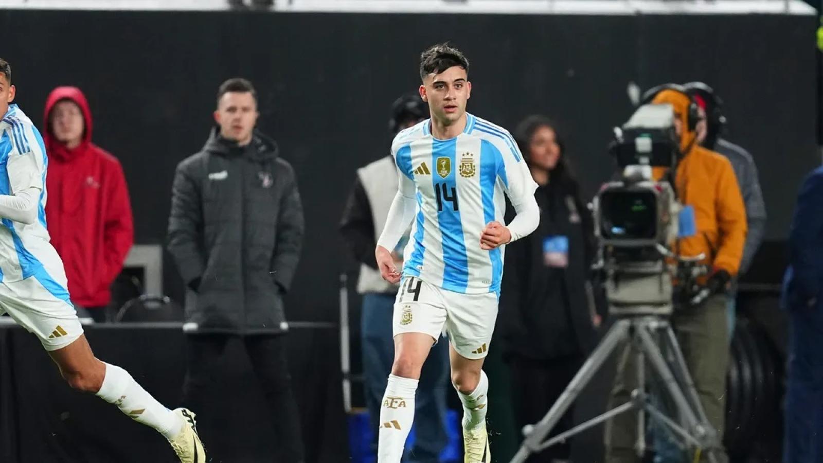 Imagen La camiseta de Argentina, el gran objetivo de Facu Buonanotte. Foto: Getty