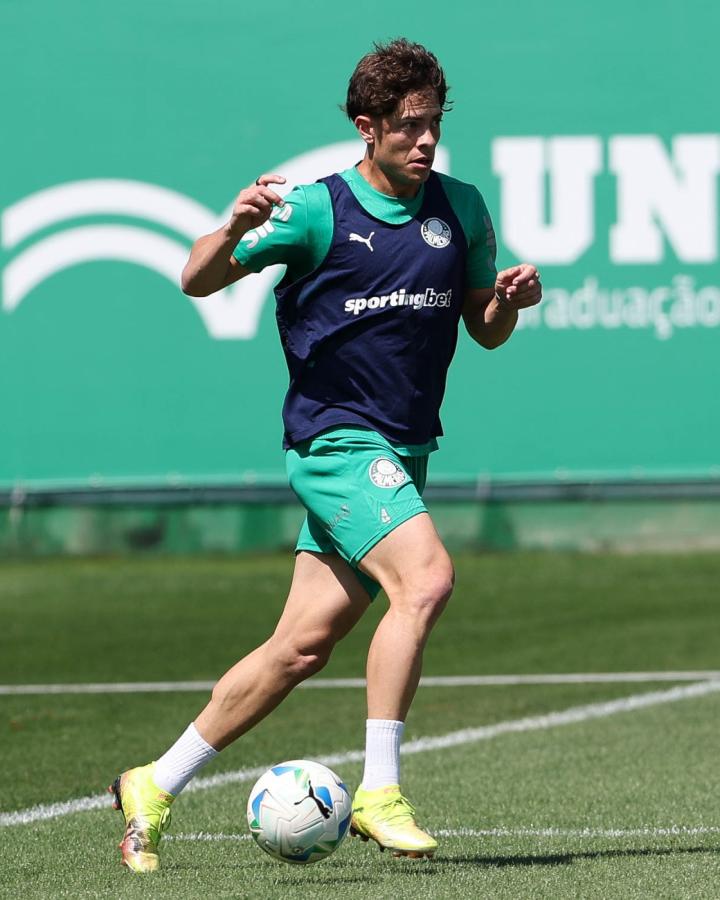 Imagen Agustín Giay es una de las alternativas que maneja Abel Ferreira en el lateral derecho.