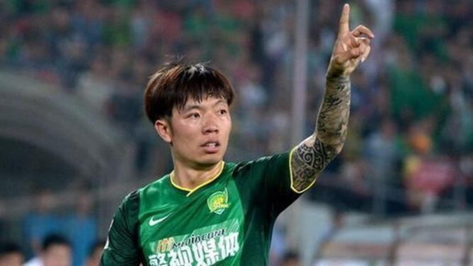 Imagen Zhang Xizhe deberá tapar sus tatuajes.