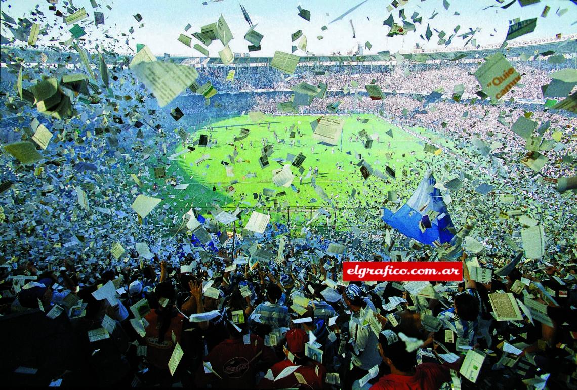 La hinchada de Racing, de las más fieles del fútbol argentino.
