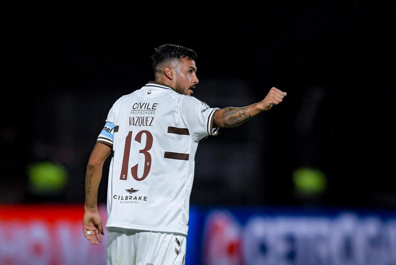 Imagen Nacho Vázquez, el capitán del Platense de los milagros. Foto: AFP