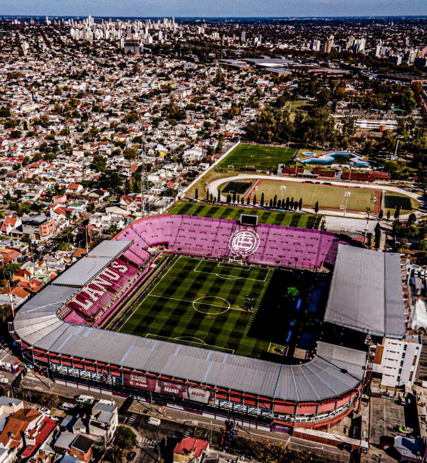 Imagen La Fortaleza recibirá a 6500 hinchas de Rosario Central como prueba piloto del público visitante.