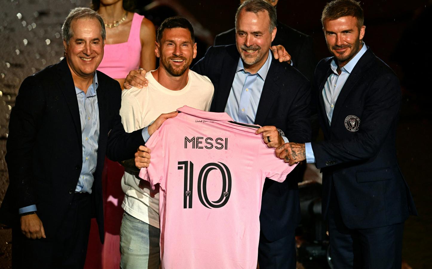 Imagen Beckham en la presentación de Messi. CHANDAN KHANNA / AFP