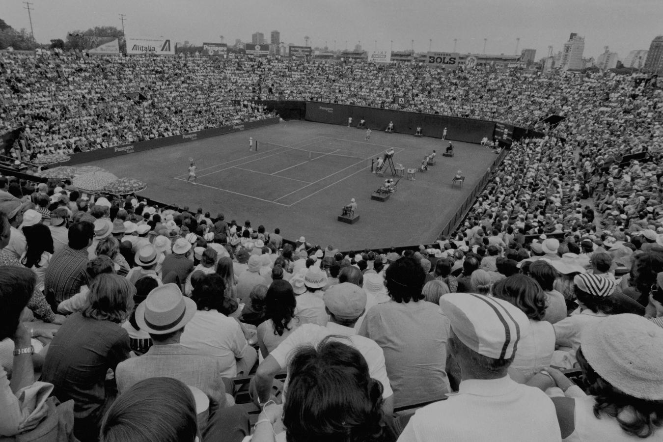 Imagen El Court Central del BALTC, durante la final de 1973 entre Vilas y Borg.