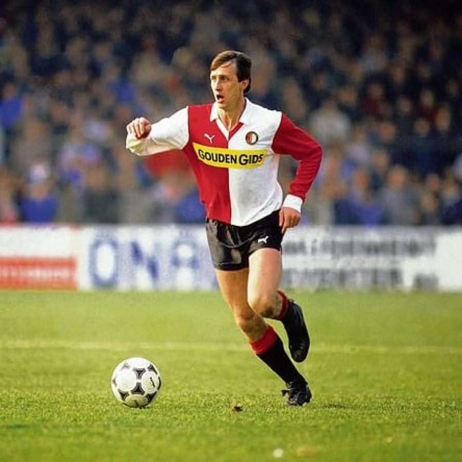 Imagen Feyenoord, la camiseta de Cruyff en su retiro, a los 37.