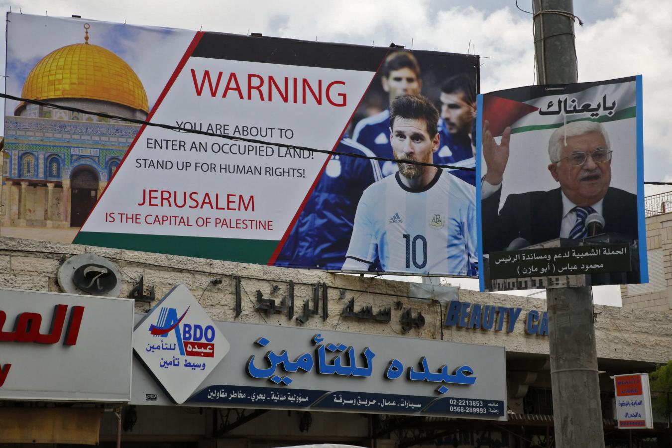Imagen El intimidante mensaje para Messi en la previa al amistoso contra Israel que debió suspenderse(HAZEM BADER / AFP)