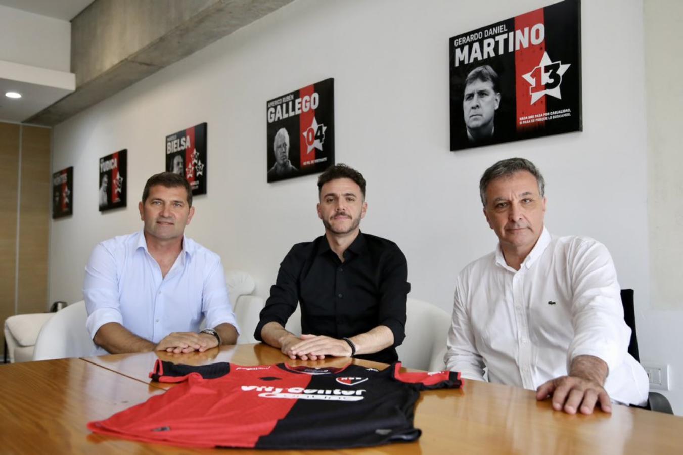 Imagen Capria, Soso y Astore. El DT firmó contrato hasta diciembre 2025.
