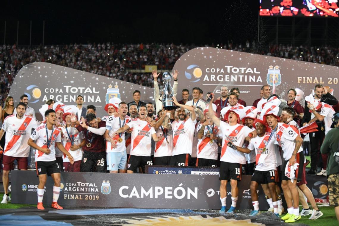 Imagen River es campeón de la Copa Argentina.
