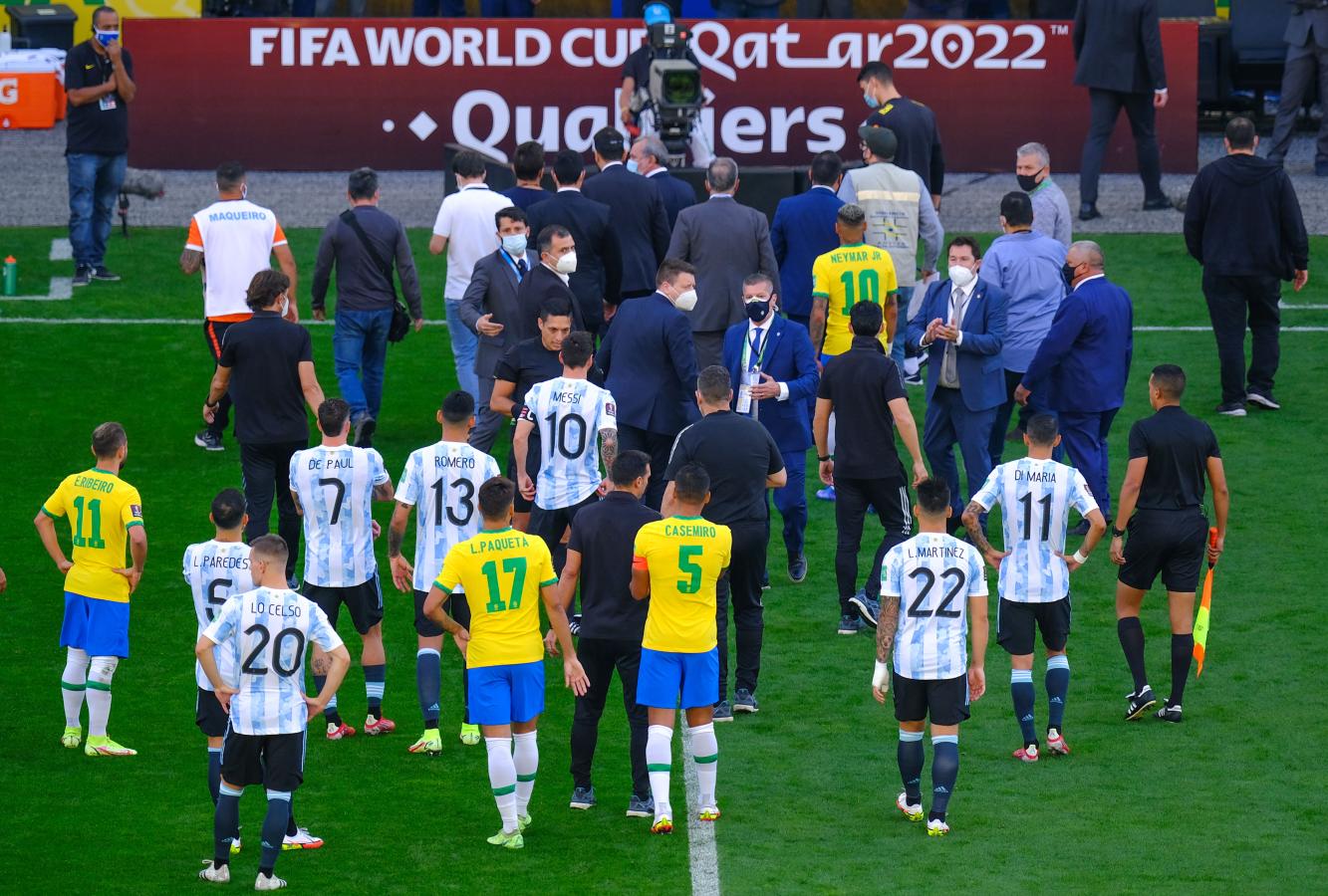 Imagen El último Brasil-Argentina por Eliminatorias se suspendió en medio de un escándalo. Foto: Fotobaires