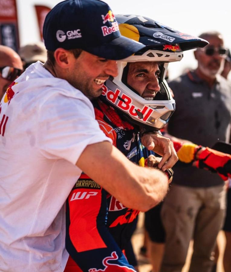 Imagen Los hermanos sean unidos. Kevin y Luciano Benavides ya saben lo que se siente ganar un Dakar.