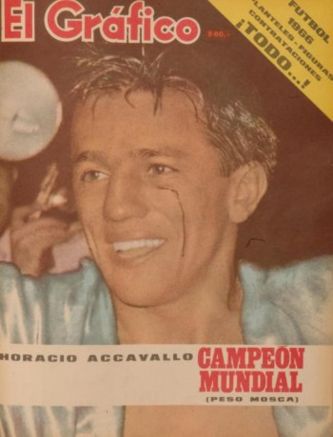 Imagen Acavallo y la tapa de campeón mundial en El Gráfico.
