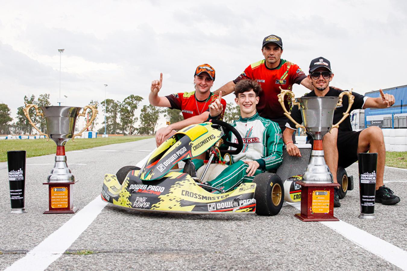 Imagen  Renzo Barbuy y sus triunfos en el karting cordobés (Foto: Gentileza Juan P. Casella)