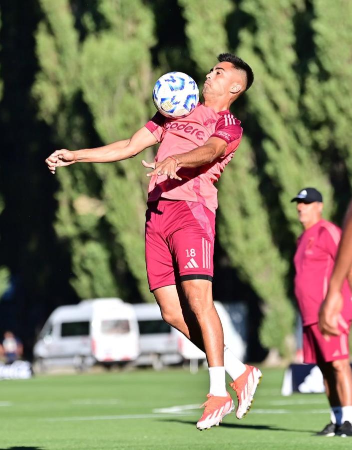 Imagen Cuenta regresiva para el regreso del Pity Martínez a las canchas.
