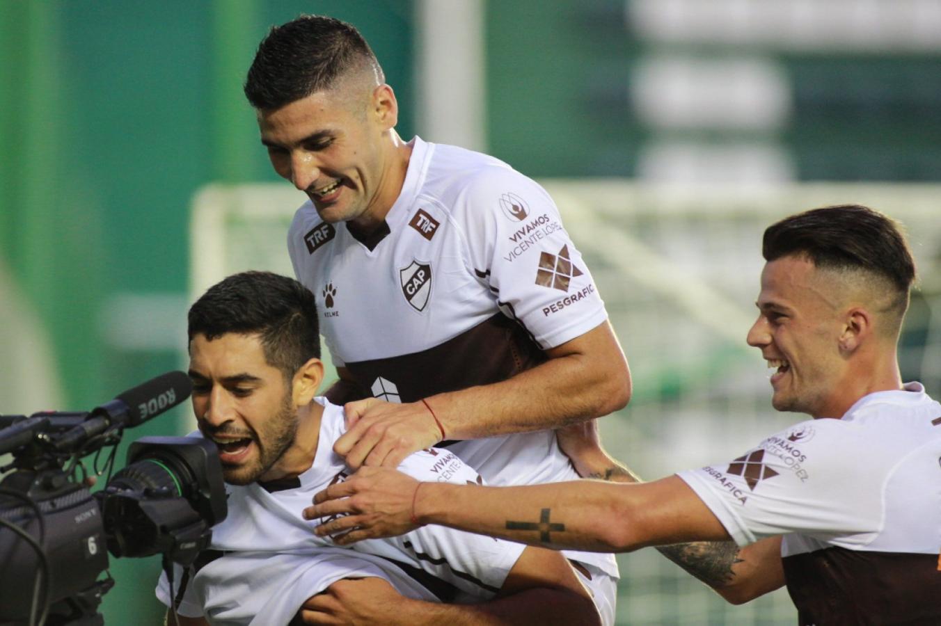 Imagen Un saludo para todos los que me conocen. Platense