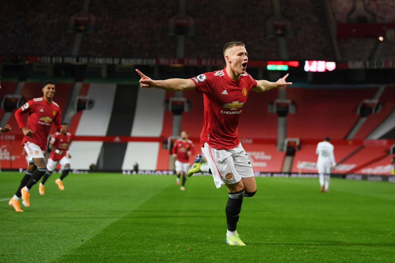 Imagen Manchester United ganó y quedó a 5 puntos de la cima en la Premier League