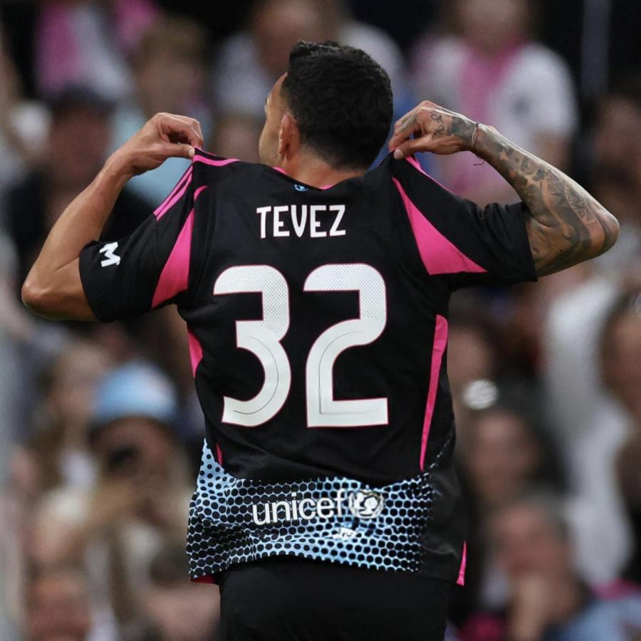 Imagen A los 41, Tevez dio una exhibición en Old Trafford.
