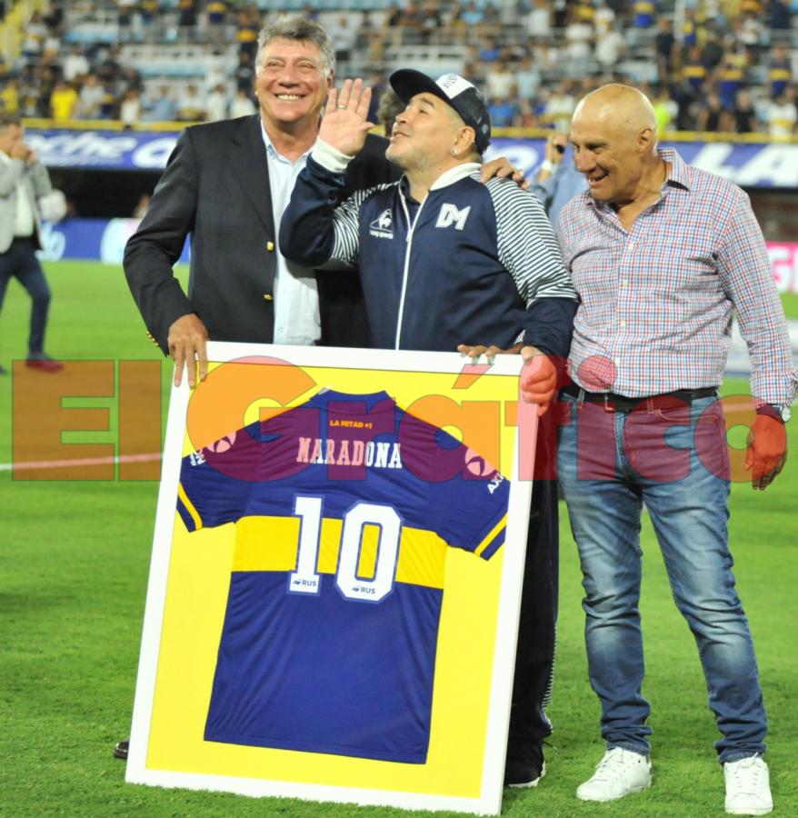 Maradona y su esperado homenaje en la Boca. Foto Alejandro Del Bosco.