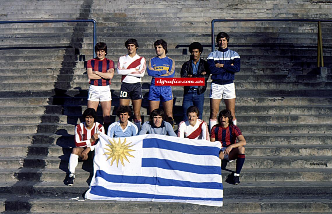 Imagen Uruguayos en la Argentina. Arriba, desde la izquierda: Navarro, Francescoli, Krasouski, Sosa, Alíes. Abajo: Malvárez, Lacava Schell, Goyén, Bica, Bueno. Una embajada deportiva permanente.