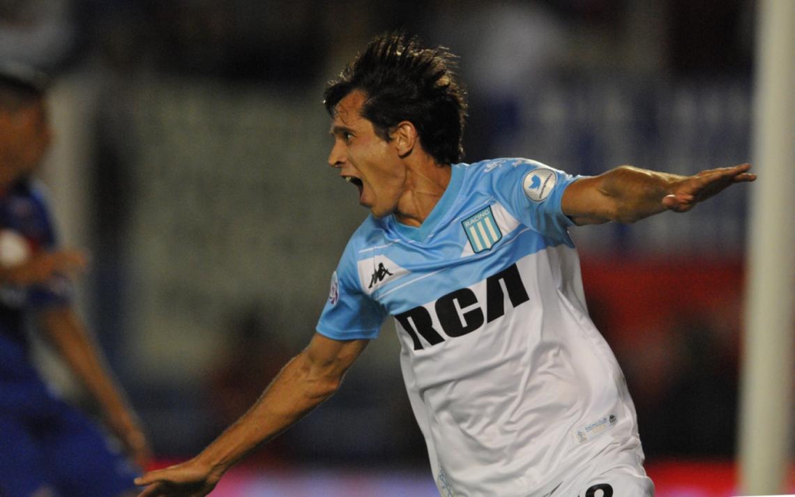 Imagen Augusto Solari festeja el 1 a 0 parcial. El título estaba cada vez más cerca.