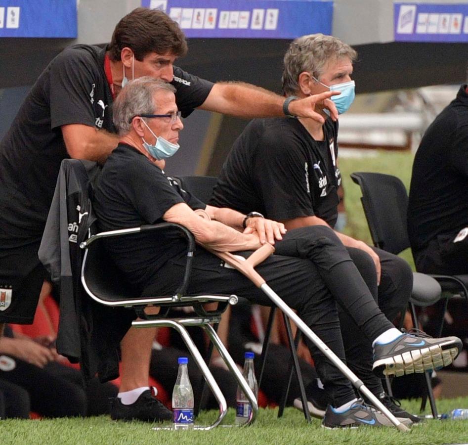 Imagen El Maestro Tabárez acertó en el planteo y en los cambios. Foto: @Uruguay