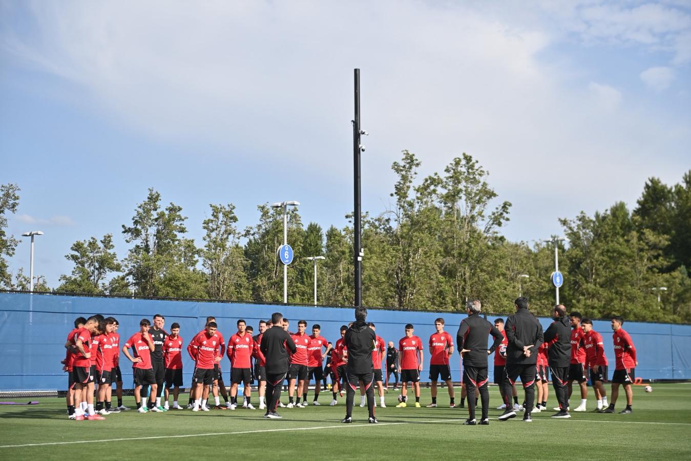 Imagen Concentrados. Gallardo ya tiene todo listo para el debut de River.