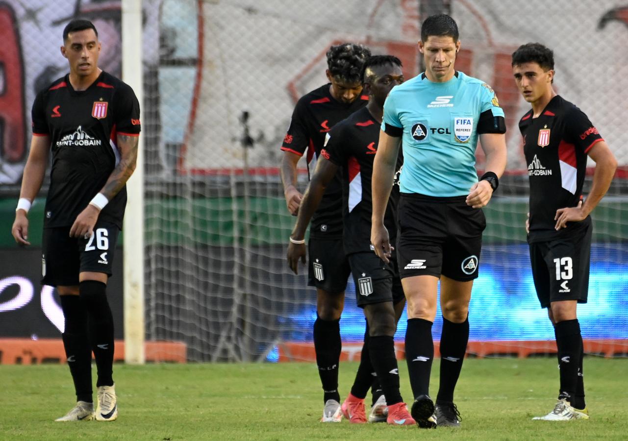 Se conocieron los árbitros de la fecha 12 del Torneo Apertura | El Gráfico