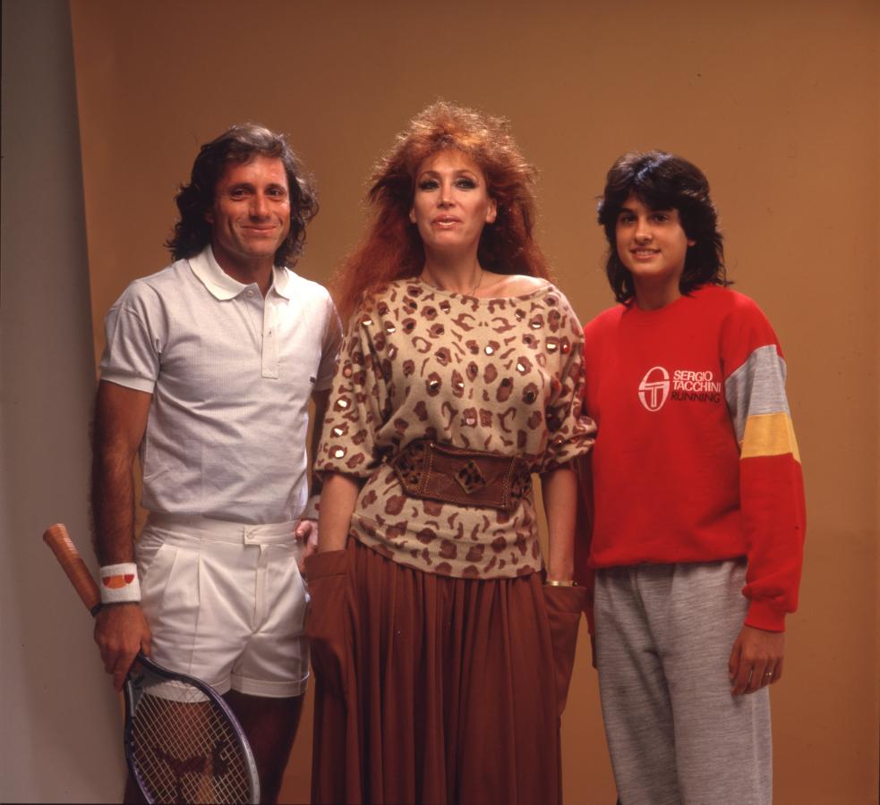 Imagen Gabriela Sabatini, con Moria Casan y Guillermo Vilas, en 1985.