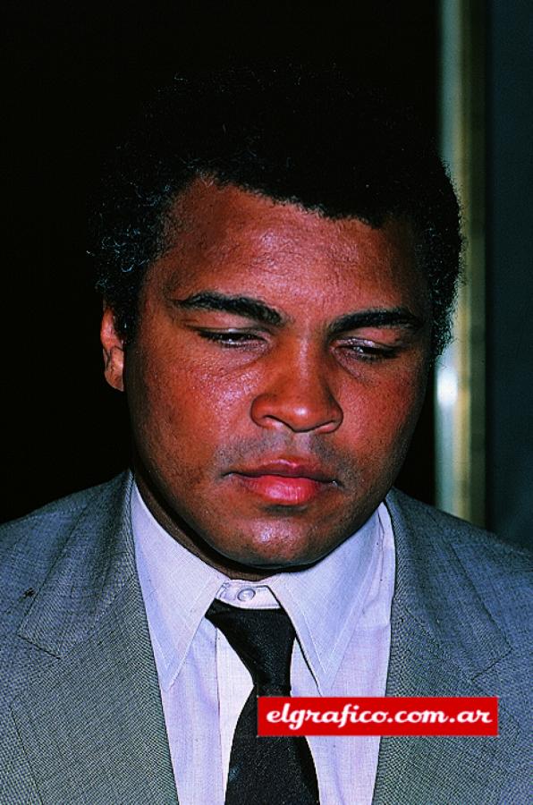 1989. El mal de Parkinson, el peso de una cruz.