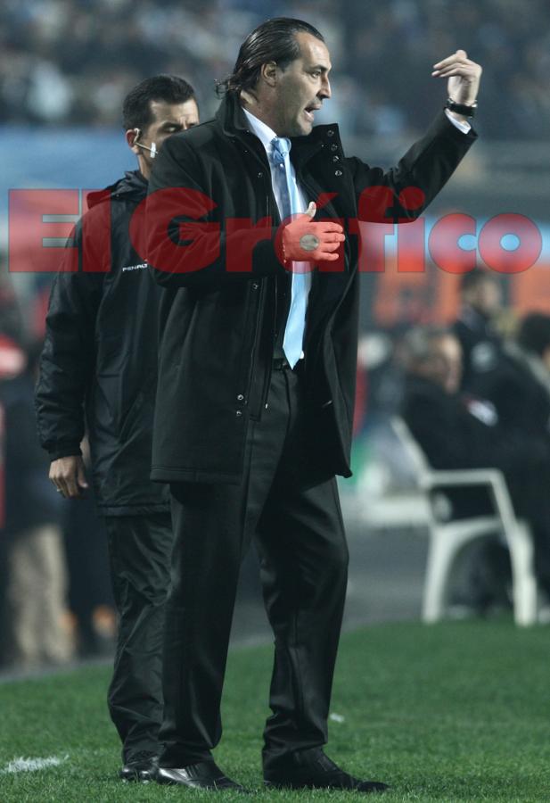 Sergio Batista, hace 10 años debutaba como técnico de la mayor.