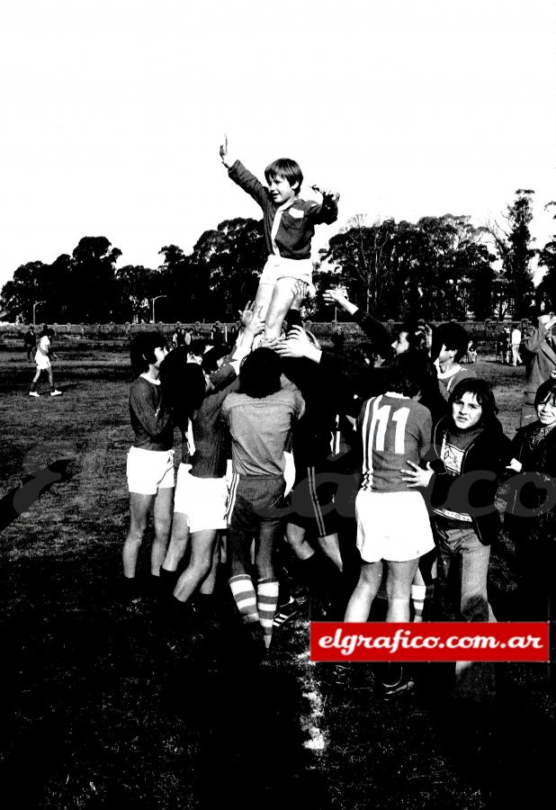 El homenaje al Delgado más chico. Cuatro años sin faltar...