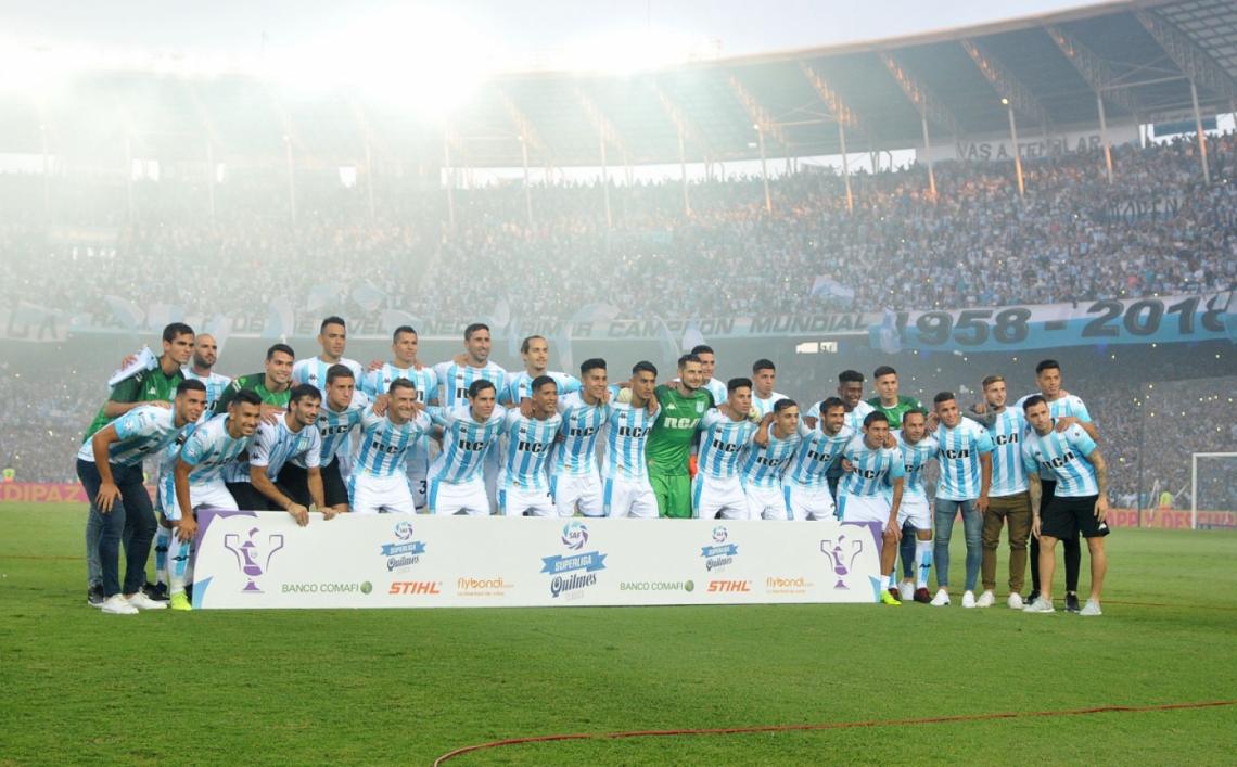 Imagen Todo el plantel en la foto. Los titulares, los suplentes y hasta los que ni concentraron.