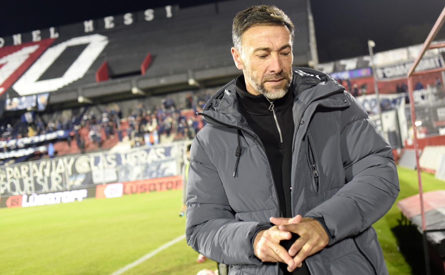 Imagen Kily González debutó como DT de Platense. Foto: Fotobaires