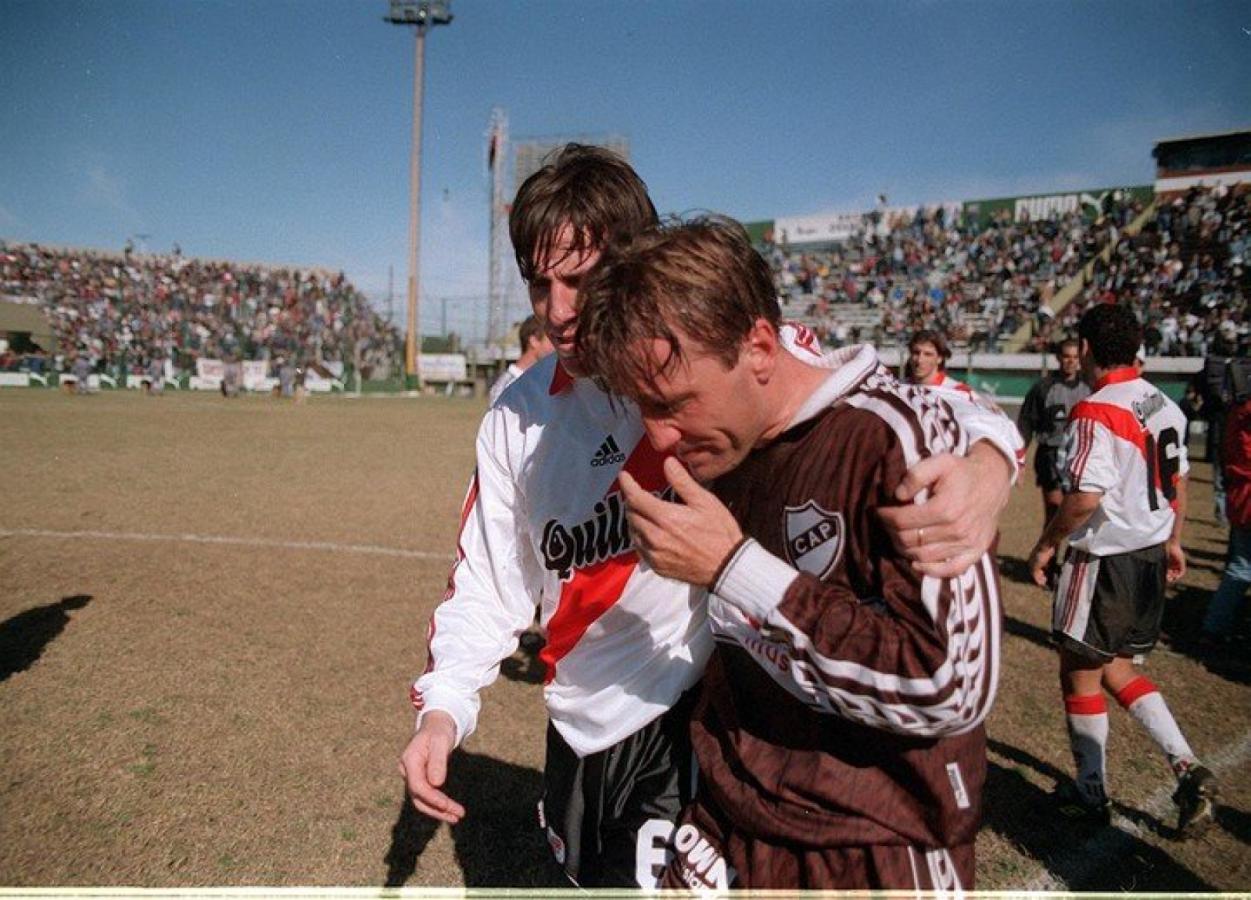 Imagen 13/6/1999, el día que Platense descendió a la B Nacional