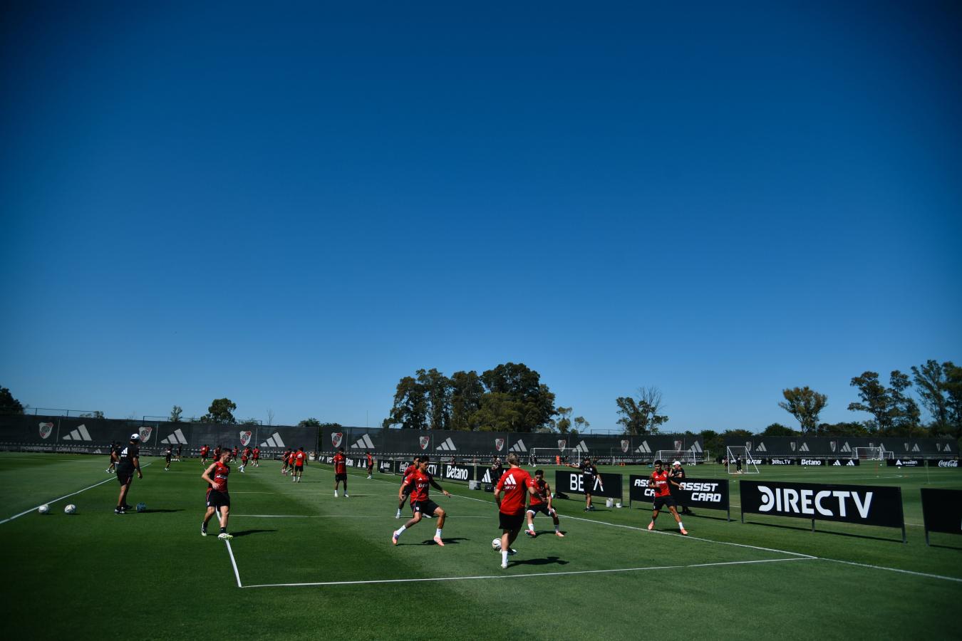 Imagen River continúa con la puesta a punto en el Camp de Ezeiza.
