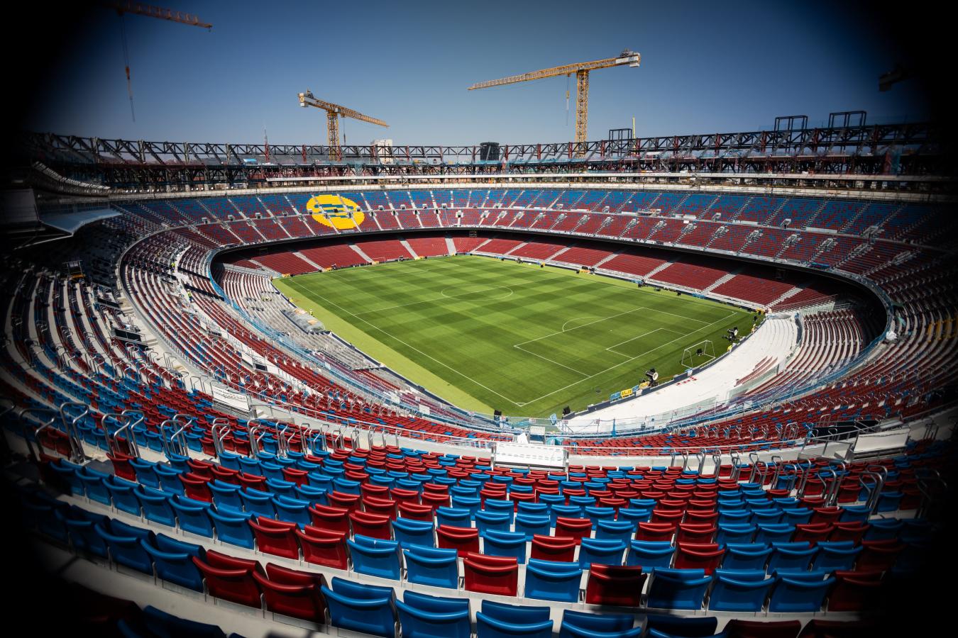 Imagen El Camp Nou todavía no está listo para ser reinaugurado. 