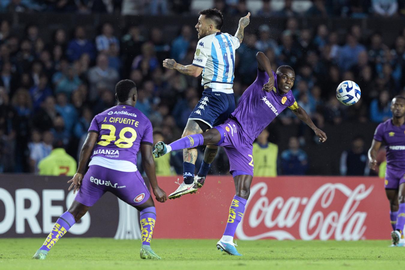 Imagen Quiñónez enfrentó a Racing en la última Copa Libertadores. Foto: AFP