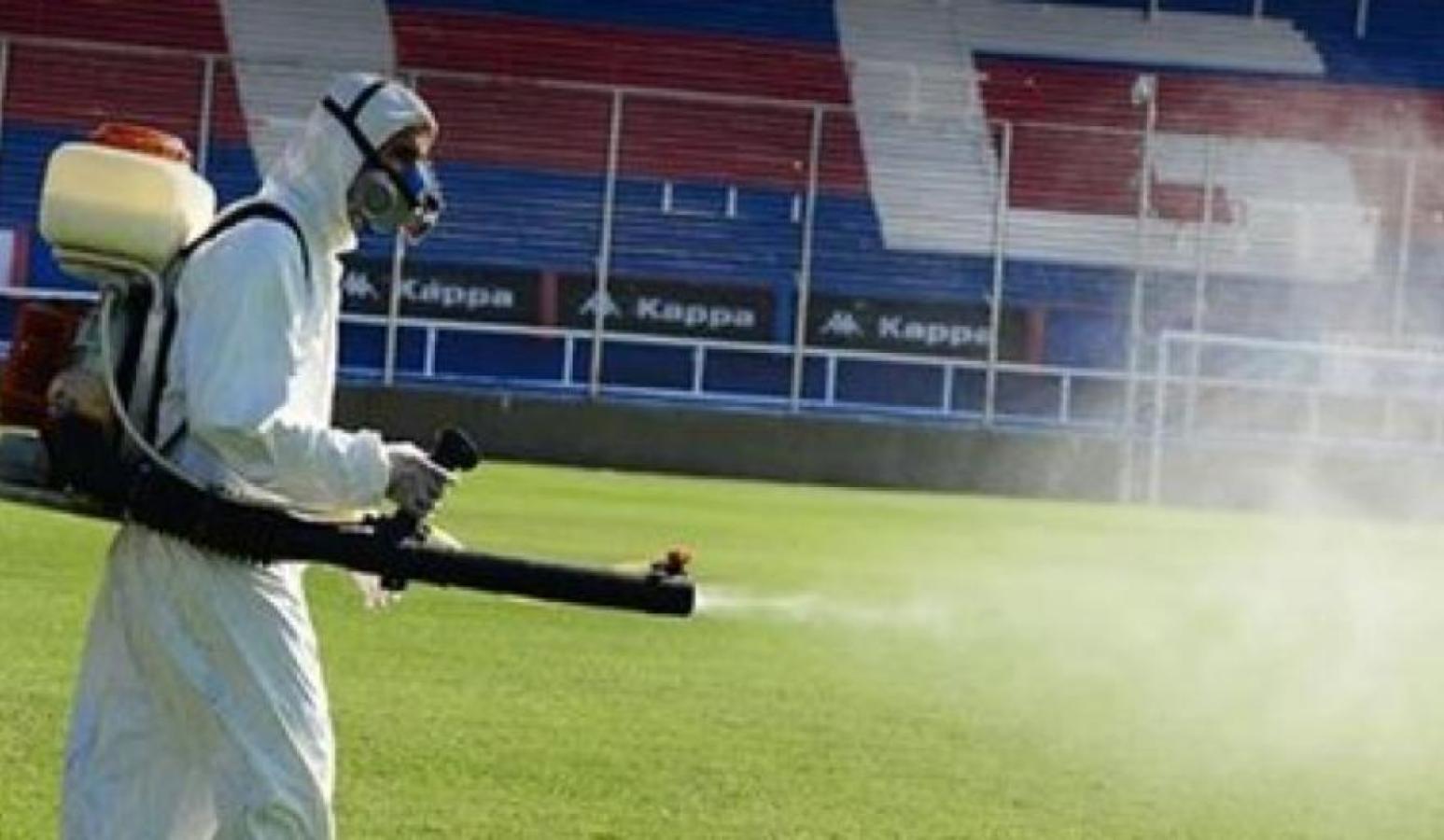Imagen Se permitirá el ingreso a los estadios con repelente en crema.
