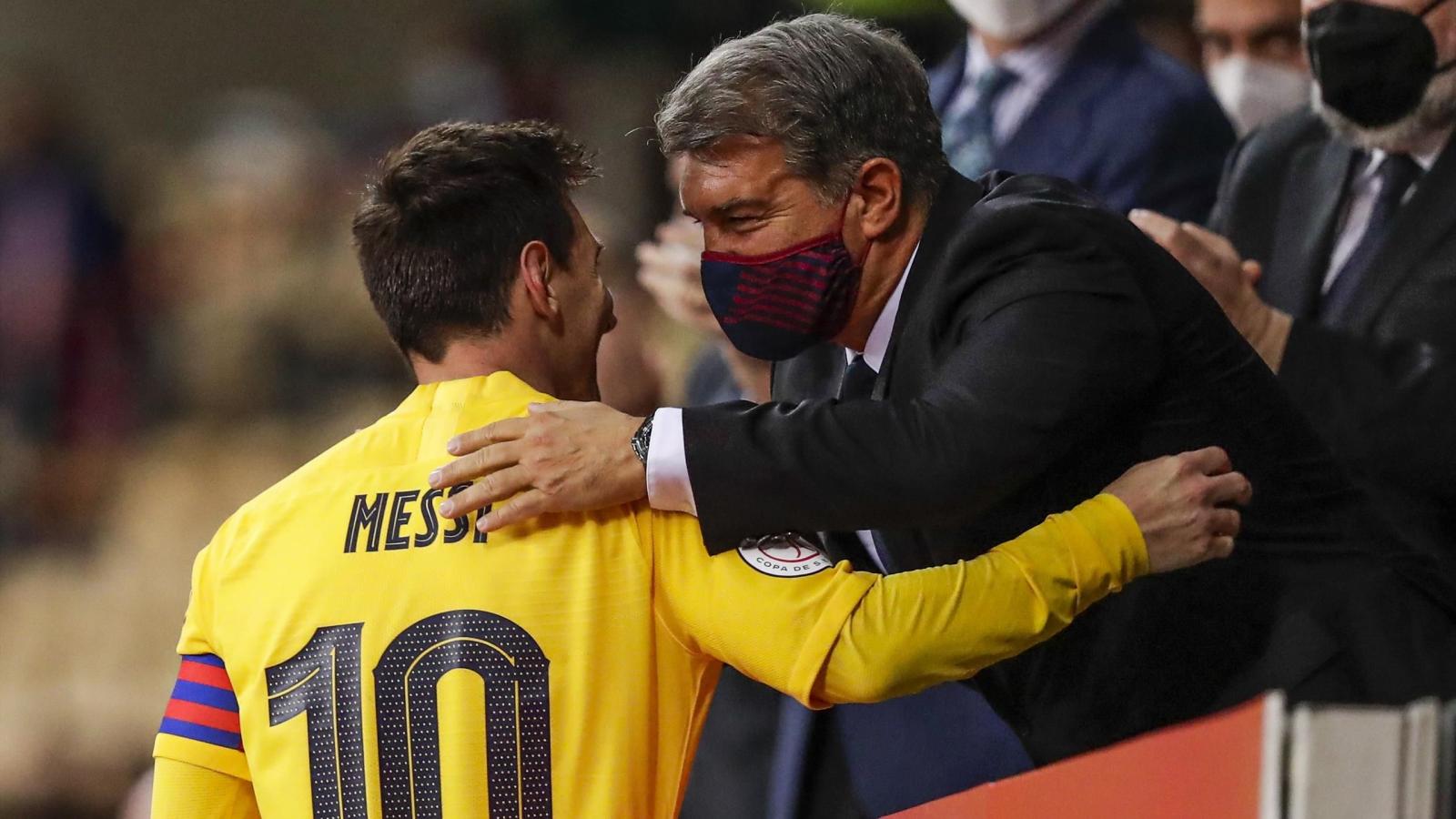 Imagen Laporta se mostró dispuesto a realizarle un homenaje a Messi.