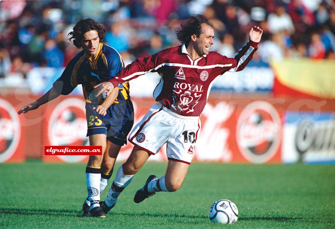 Imagen En Lanús empezó y terminó su carrera. Debutó en 1983 y se retiró en 2002 (foto).