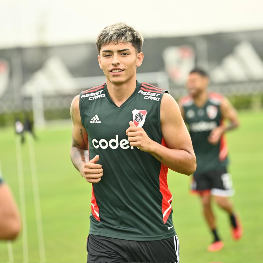 Imagen Agustín Ruberto se entrena con el plantel profesional. Este año sería su debut absoluto en River.