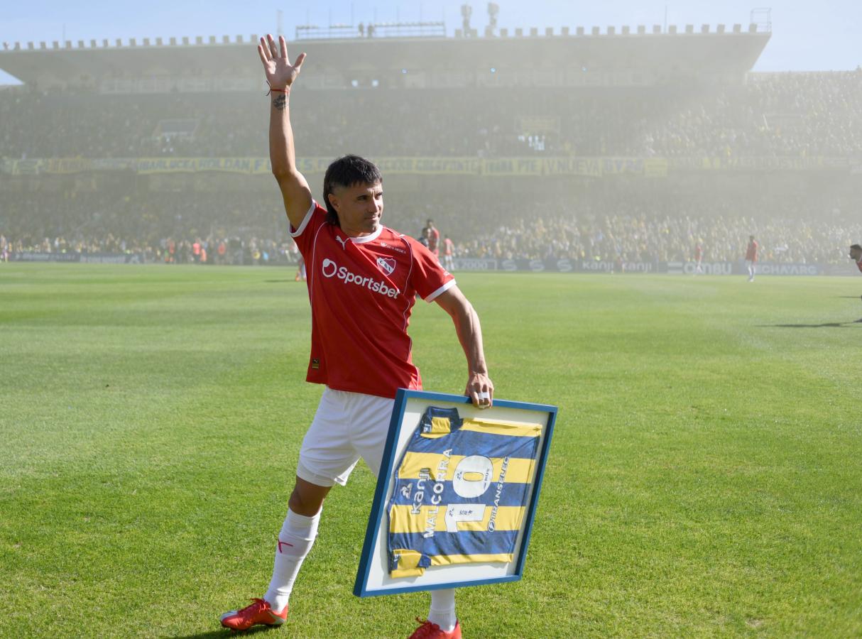 Imagen El homenaje de Central a Nacho Malcorra, hoy en Independiente.