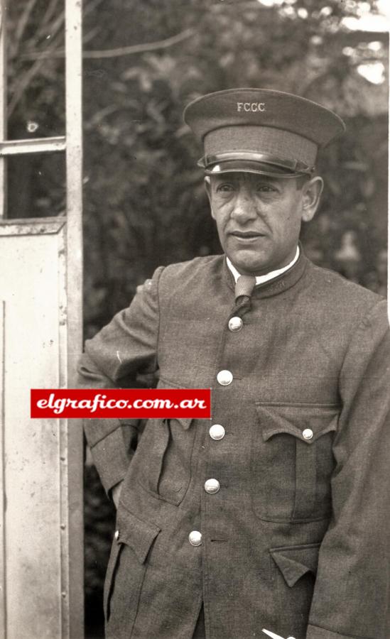 Imagen Una vez que abandonó la actividad deportiva, su destino fue ser empleado ferroviario.