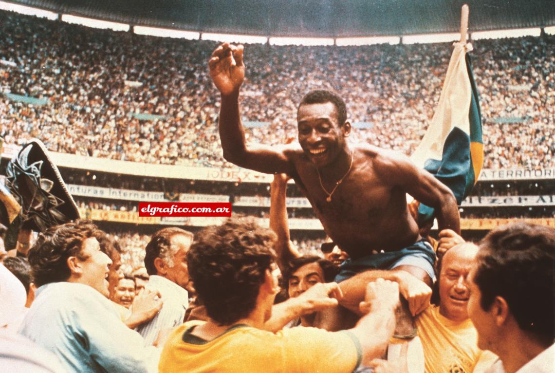 Imagen También salió Campeón del Mundo en México 1970.