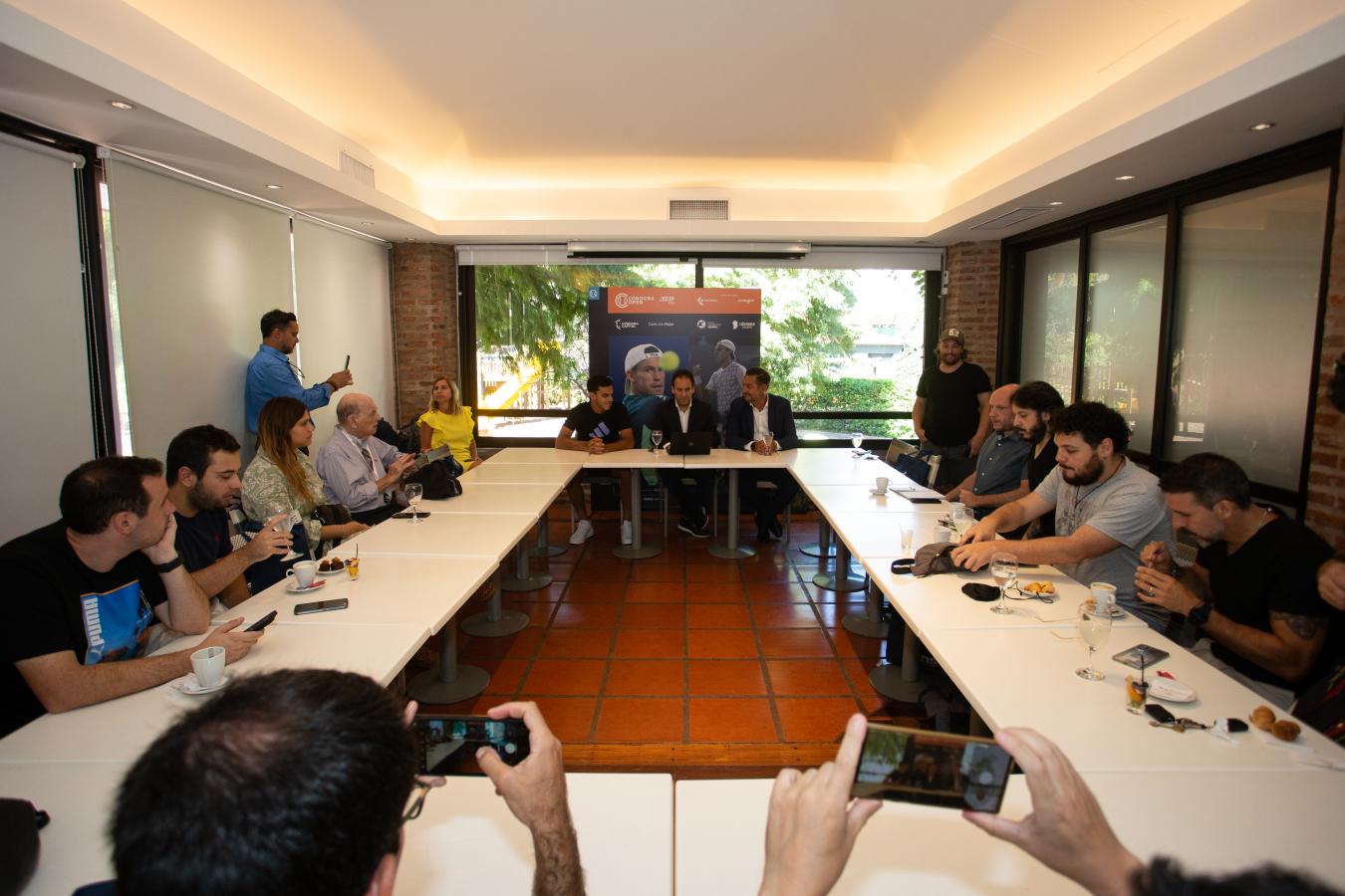 Imagen El lanzamiento del Córdoba Open y la presencia de los periodistas.
