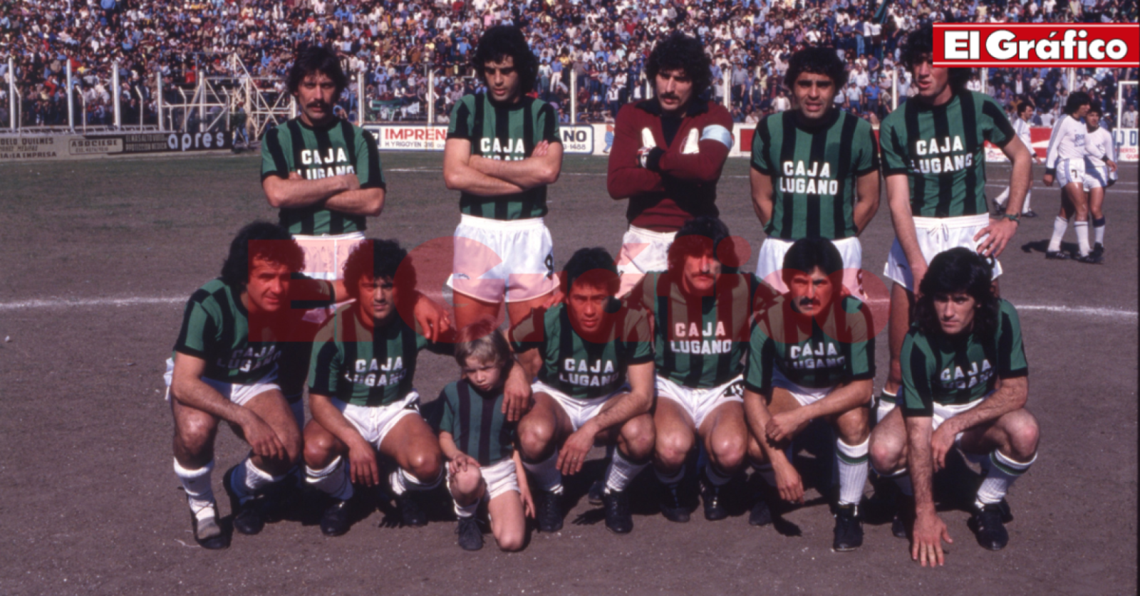 Imagen Nueva Chicago, en 1982, con su primer auspicio.