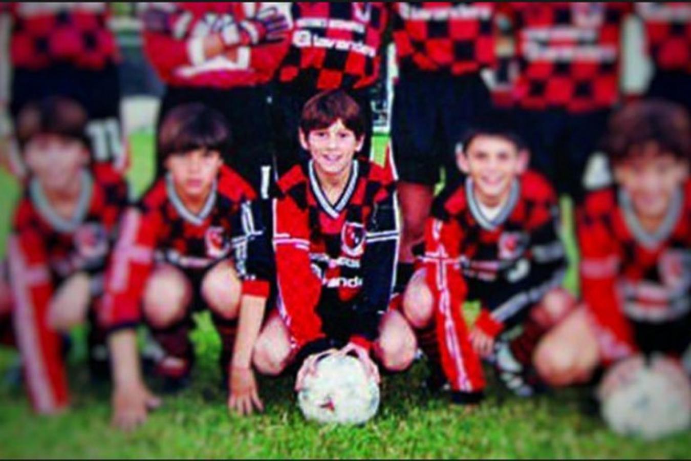 Imagen Entre 1994 y 2000, Messi jugó en las inferiores de Newell's